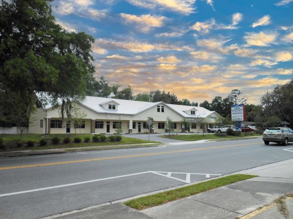 Plaza South: 20056 E Pennsylvania Ave, Dunnellon, FL 34432